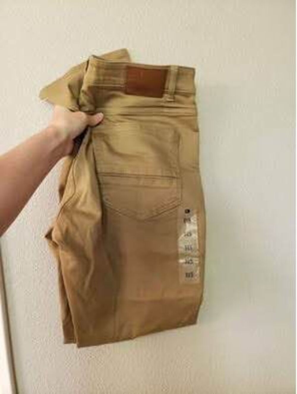 Buckle Men's Khaki Pants NWT 31x30